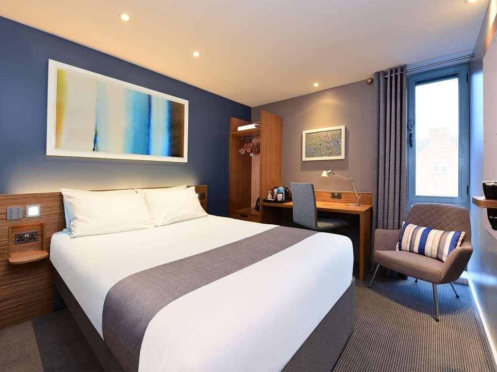 Mercure London Gatwick Airport Horley Zimmer foto